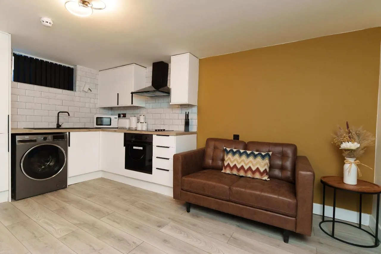 The Oasis Apartment 리즈