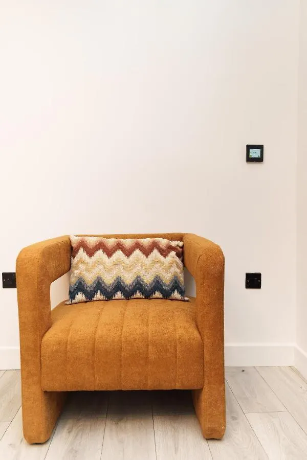 The Oasis Apartment 리즈